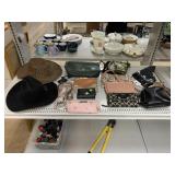Assorted Fashion Purses & Handbags.