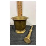 Antique brass Mortar and pestle set