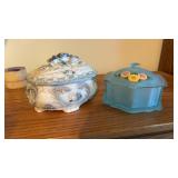 Decorative trinket dishes with lids