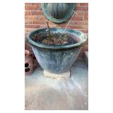 4 Clay/Plastic/Ceramic Vases/Flower Pots