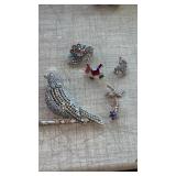 Miscellaneous brooches