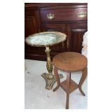 2 plant stands