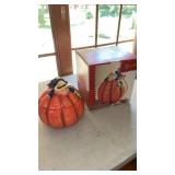Home trends Harvest cookie jar with original box
