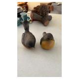 2 Unmarked Robin Figurines 4" Tall