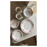Newcor Dynasty Fine Porcelain China 20 Piece Set,