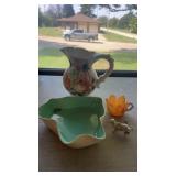 Miscellaneous decorative items