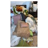 Very large lot of bedding, decorative pillows and