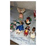 Vintage dolls arm is off on 1 of them and missing