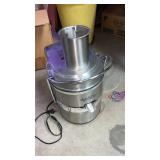 Stainless power juicer pro. Untested