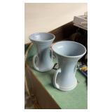 2 vintage vases