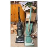 Lot of 2 vacuumed fury and vintage hoover