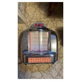 Crosley collectors edition radio