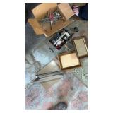 Miscellaneous lot of pegs  scissors and more