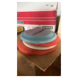 Lot of 4 frisbee