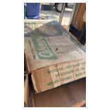 Coleman camp stove 425D499 green with box