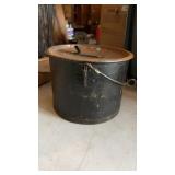 Cast Iron Cooking Pot