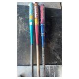 Aluminum baseball bats