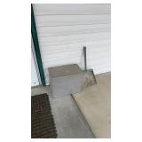 Drop box and dust pan