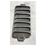 Cast-iron cornbread pan