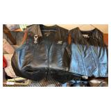 Menï¿½s leather vest with pins size XXL and womanï¿½s
