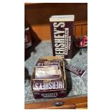 Hersheyï¿½s chocolate savings bank missing the