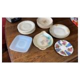Miscellaneous lot of small  decorative plates