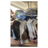 Menï¿½s rubber over shoes , slippers size 12/13 and