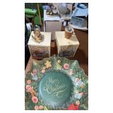 Cardboard Christmas bowl and 3 figurines