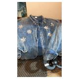 Womanï¿½s 22/24.  Sequences denim long sleeve shirt