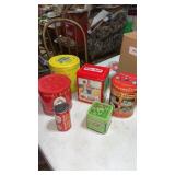 Miscellaneous lot of tins Babe Ruth candy bars,