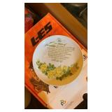 Miscellaneous Items, Decorative Plate, Compact