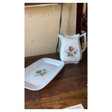 19 th century Alfred Meakin ï¿½ moss Rose ï¿½ pitcher