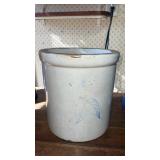 Redwing birch leaf  30 gallon crock  some