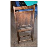 Foldable kids wooden chair