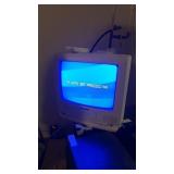 Panasonic FM Radio Omnivision 13ï¿½ CRT TV Gaming