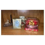 Lucky cat bobble heads , clock  and more