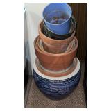 Miscellaneous flower pots
