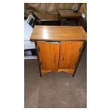 Small Wooden Cabinet approx 23ï¿½ x 13ï¿½ x 25ï¿½