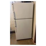 Hotpoint Fridge/Freezer (In Basement Buyer Must