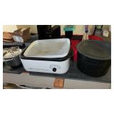 Roasting pan, enamel pot and more