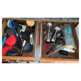 Miscellaneous kitchen utensils