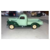 1846 Chevy diecast  pick up 1/19 scale