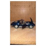 1963 Chevrolet Corvette 1/18 Scale Model Die Cast