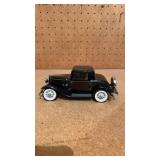 1932 Ford 1:24 Scale Die Cast Model Car by