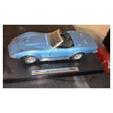 Reveille 1969 Corvette convertible diecast car