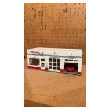 Texaco garage with 2 cars