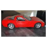 Maisto 1997 Corvette diecast car 1/24 scale