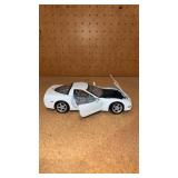 1997 Chevrolet Corvette 1:24 Scale Die Cast Model