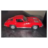 Revell Corvette, stingray diecast car 1/24 scale