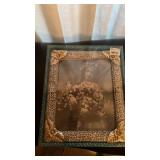 Grouping of picture frames and more